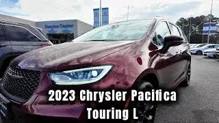 2023 Chrysler Pacifica Touring L Overview 