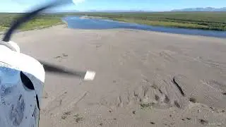 Посадка самолета Северок на островок в реке Елец. Приполярный Урал.