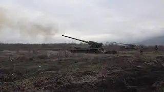 Russian Artillery 2S4 Tulip and 2S7 Pion self-propelled artillery live fire