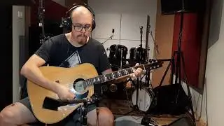 FLIGHT ESTUDIO -  Gravando Violão