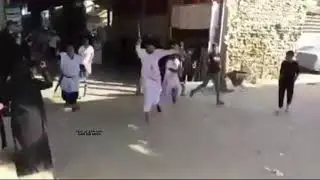 جانب من تطبير اقدم موكب في سوق الشيوخ موكب الجمهور الحسيني القديم صباح العاشر من محرم 1443ه‍ 2021م