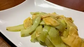 Салат из огурца и батата