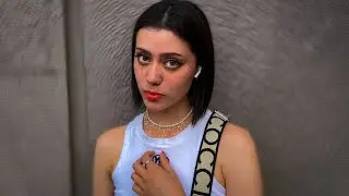 Почему КРАСАВИЦА не ДАЁТ ПАРНЯМ ?!