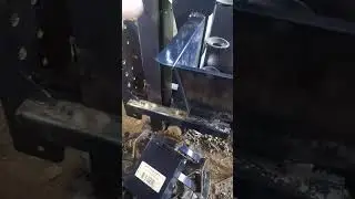 Установка дозатора удобрений на картофелесажалку.