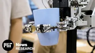 Robo-gripper grasps by reflex