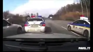 Как преследуют автонарушителя в Корее!
