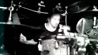 Korn - Narcissistic Cannibal feat. Skrillex and Kill the Noise