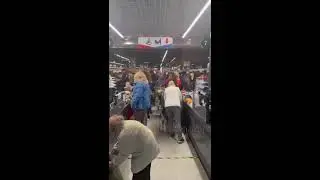 Херсон, супермаркет АТБ, Украина все вернула на круги своя, свет, еда и тепло в сердах