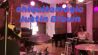 cute jungle - chiquitamagic & Justin Brown