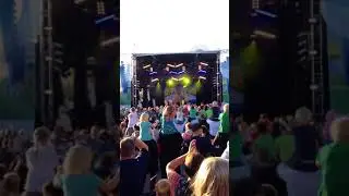 Sean Banan - Copacabanana  LIVE