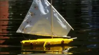 TRIMARAN  FOAM