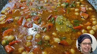 One Pot Wonder: Lebanese Chickpea Stew for Busy Weeknights