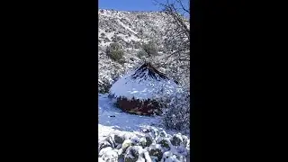 How to Make a Winter Survival Shelter in the Desert