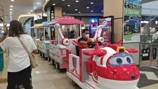 ARSYANA BERMAIN di Aeon Mall & Trans Studio