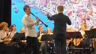 Лев Журавский и Неаполитанский оркестр Петербурга исполняют  