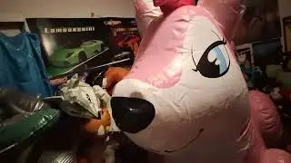 A Closer Look | PuffyPaws Pink Husky (950 sub goal)