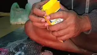 unboxing korek kuping