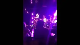 Show com Quesia Luz em Salvador.