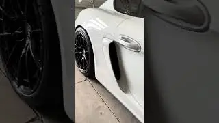 VR Forged D03-R Wheels on a Porsche 981 Cayman GT4