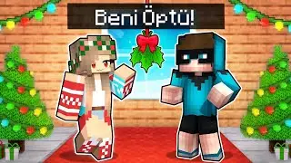 MİRA EFE'yi ÖPTÜ -Minecraft