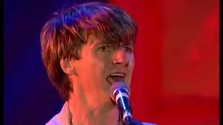 Crowded House - Don't Dream It's Over Live (HQ)