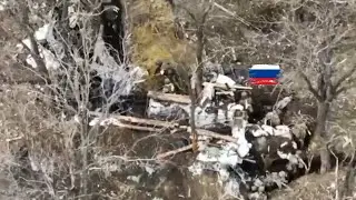 Один против десяти! Ближний бой в окопах с квадрокоптера