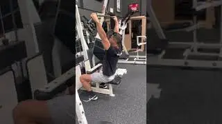 Lat Pull Down