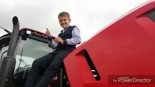 Первый выезд в поле на новом Мтз 3522!