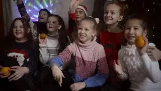 LIPDUB от театрального кружка Мельпомена на песню Новогодняя N.A.O.M.I и А.Гоман