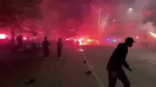 FCK-SPILLERNE ANKOMMER I KØBENHAVN