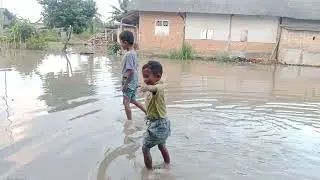 Di kediaman ki ageng tapak bumi banjir