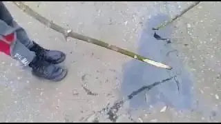 Я с друзьями гуляю по Хасавюрту !У нас нет детских площадок,но у нас есть НЕФТЬ↪ смотреть до конца!
