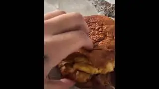 SOMEONE IN NYC MESSED UP YOUNG MA’S BACON EGG AND CHEESE SANDWICH 😂😂
