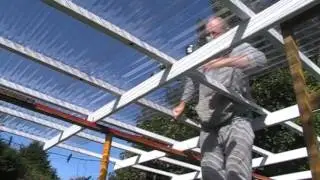 Прозрачная крыша.