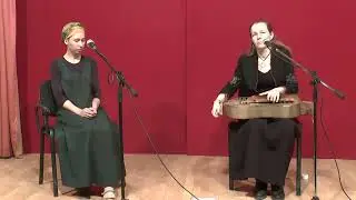 Таисия Краснопевцева и Наталия Сербина в Молодёжном клубе Донском.