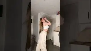 This dance and song are 🔥🔥 #itsokimok #dance #tatemcrae #dancechallenge