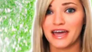 Justine CANT Wink!!!!