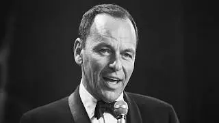 Frank Sinatra - Fly Me To The Moon (Live At The Kiel Opera House, St. Louis, MO/1965)