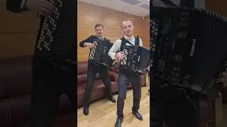 Кавер на баяне на песню группы Любэ 
