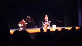Emma performing at the vocalist cafe for LVPA
