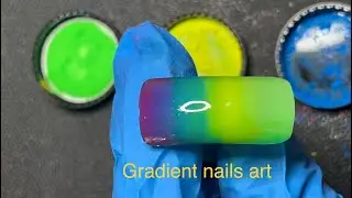 Gradient nails art. How to use colour powder? Watch tutorials. #naildesign #shortnails