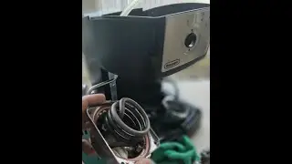 DeLonghi рожковая кофеварка. Не течёт вода