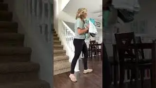 What do stay at home moms even do all day? Day in the life of a sahm cleaning day 