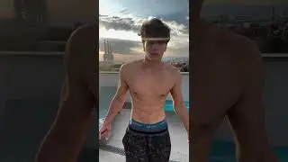 BODY FLEX WITH 16 YEARS OLD... @n1koo_0 #bulk #aesthetic #flex #workout #motivation #gym