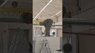 Оператор психанул)))