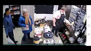 Продажа зернового кофе людям зашедшим за чаем.