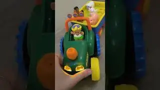 трактор с прицепом со зверятами kiddieland