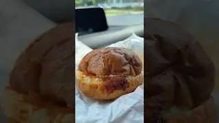 Dunkin’ NEW Hot Honey Bacon Sandwich 🔥🍯
