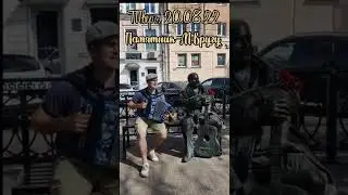 Песня Михаила Круга под гармонь в Твери.