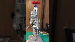 Настольный сверлильный станочек